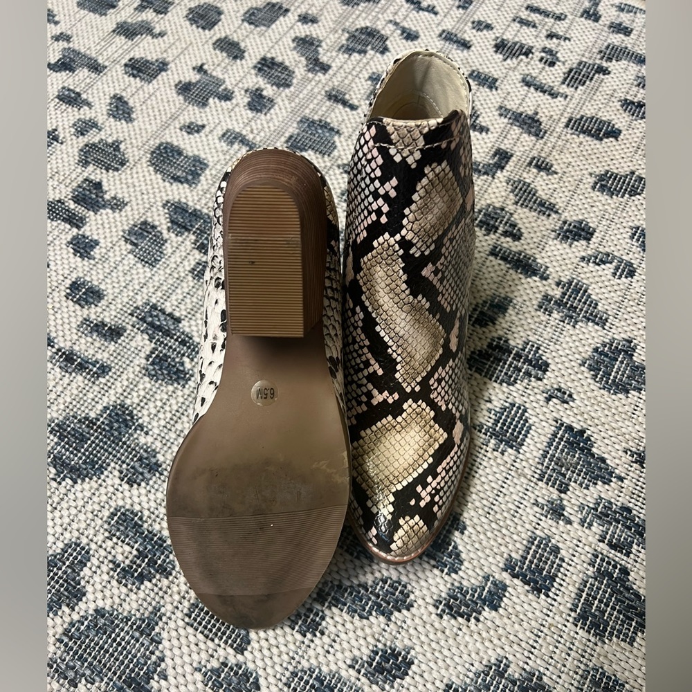 Coconuts By Matisse Snake Boots - image 2